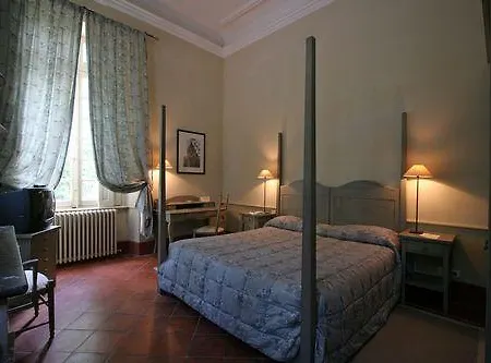 L'abbaye Ecole De 3* 索雷兹