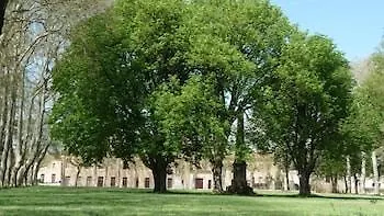 L'abbaye Ecole De 索雷兹