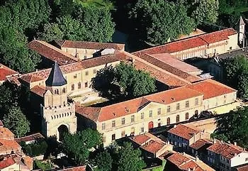 酒店 L'abbaye Ecole De 3*