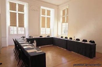 L'abbaye Ecole De 索雷兹