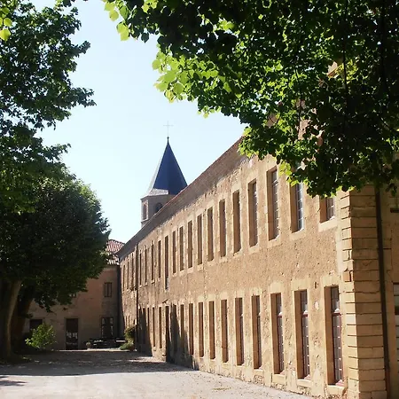 L'abbaye Ecole De 酒店 3*